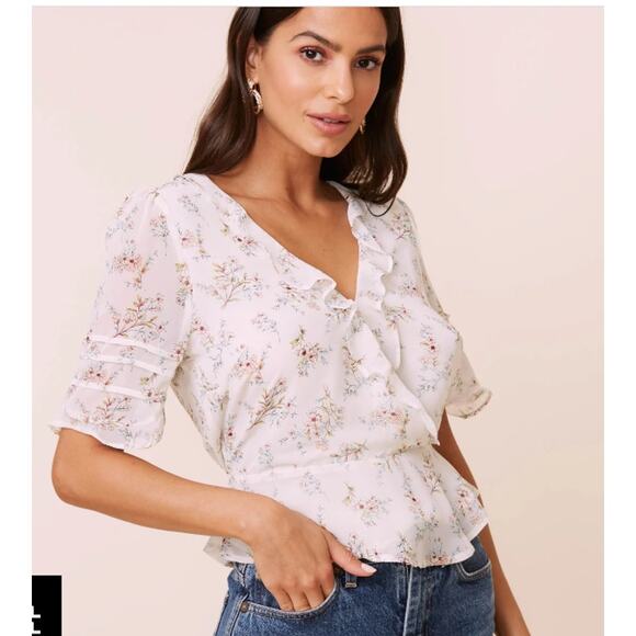 Astr Ivory Floral Small Faux Wrap Front Ruffle NWT Blouse Top Shirt Spring - Picture 1 of 4